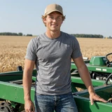 Profile photo of Tyler W., Wind & Grain farmer in Iowa