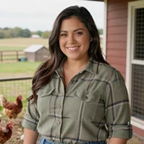 Profile photo of Jessica M., Poultry & Grain farmer in Indiana