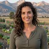 Profile photo of Sara L., Organic Vegetables farmer in Montana